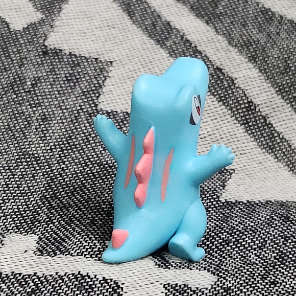 Jazwares Pokemon from Battle Ready Set Figure Totodile 1.5" - Picture 2 of 6